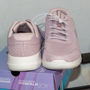 Skechers ladies shoes ,Mauve color